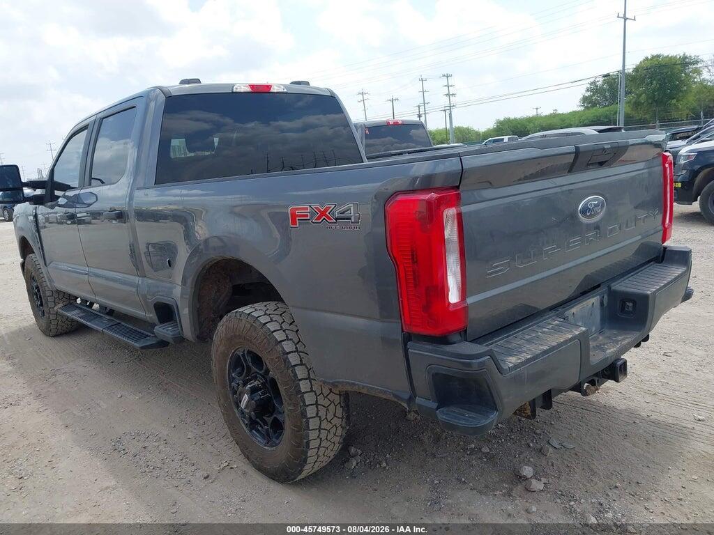 1FT7W2BA1TEC42432 2026 FORD F-250 photo no. 3