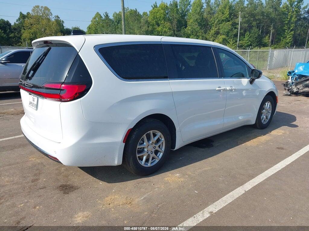 2C4RC1BG4VR572488 2027 CHRYSLER PACIFICA photo no. 4