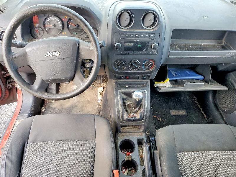 2009 JEEP COMPASS SPORT — Фото 8 из 13