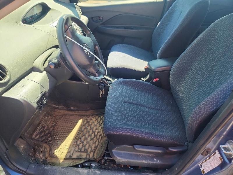 2011 TOYOTA YARIS BASE — Фото 7 из 12