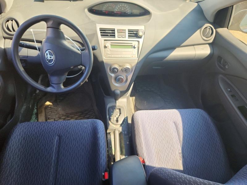 2011 TOYOTA YARIS BASE — Фото 8 из 12