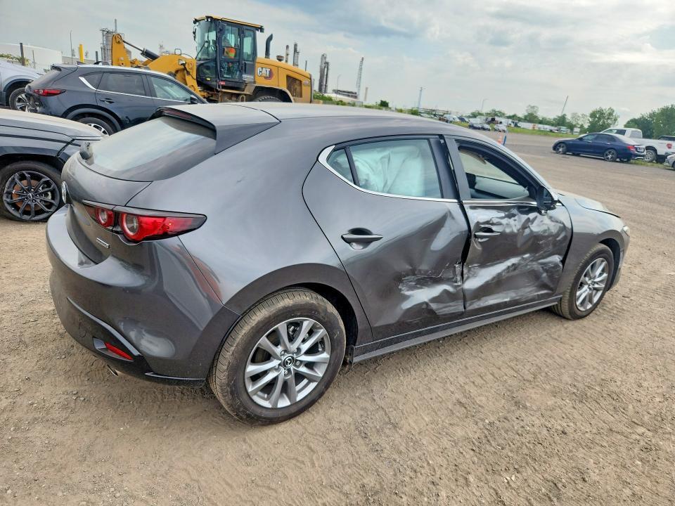 2025 MAZDA 3 PREFERRED — Фото 3 из 12