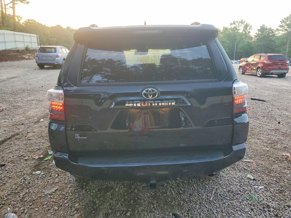 JTEEU5JR5P5299420 2023 TOYOTA 4RUNNER photo no. 6