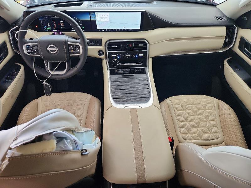 2025 NISSAN ARMADA PLATINUM RESERVE — Фото 8 из 13