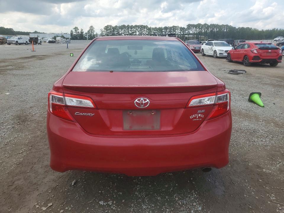 2014 TOYOTA CAMRY SE — Фото 6 из 12