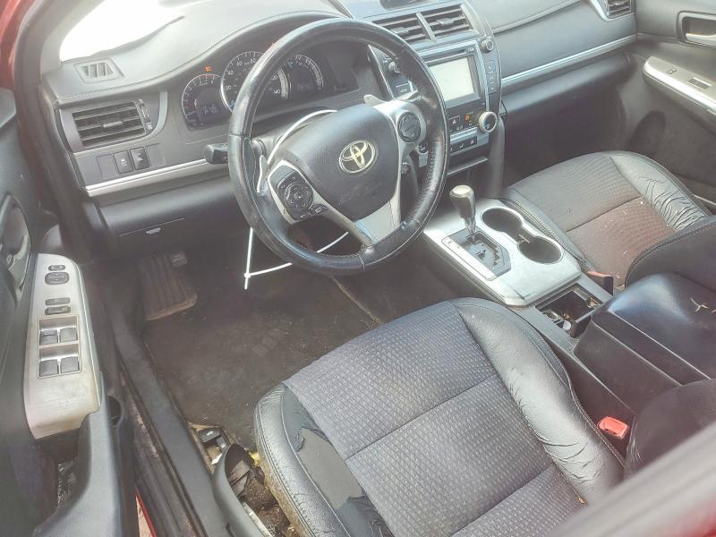 2014 TOYOTA CAMRY SE — Фото 8 из 12