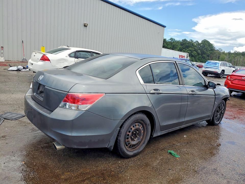 2010 HONDA ACCORD LX — Фото 3 из 13