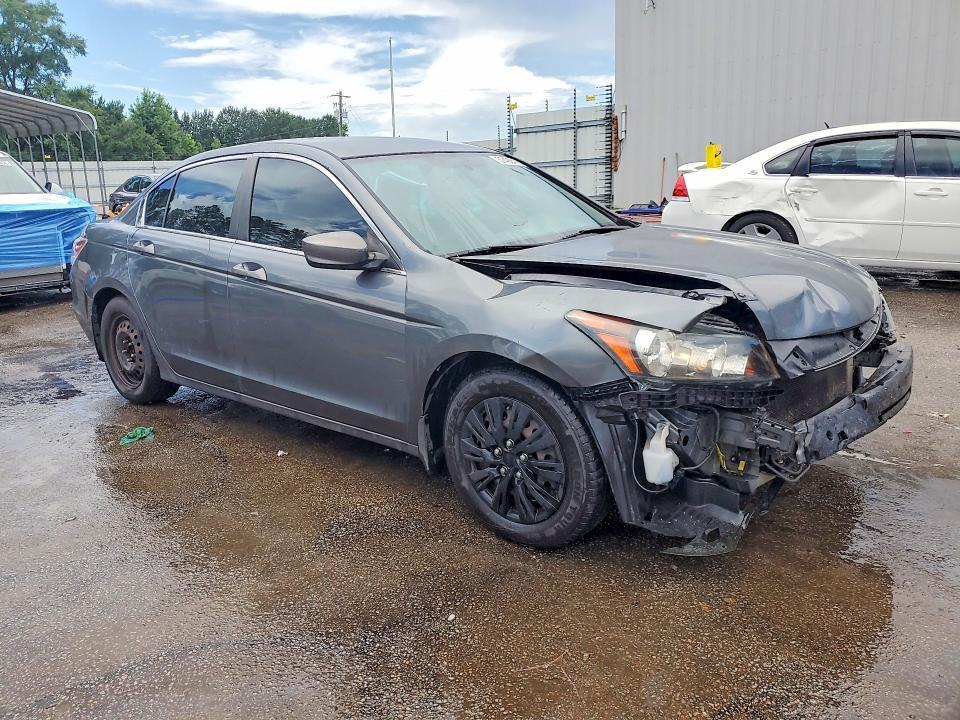 2010 HONDA ACCORD LX — Фото 4 из 13
