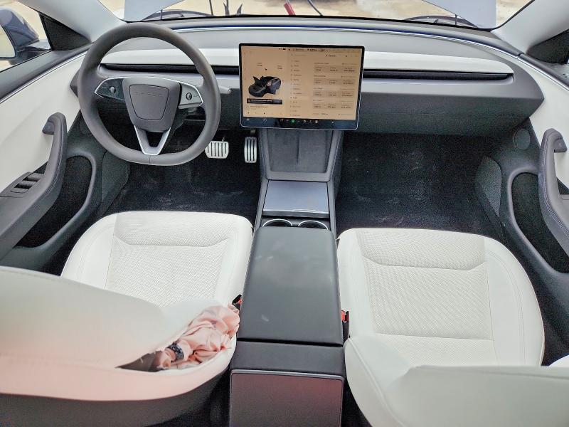2025 TESLA MODEL 3 — Фото 8 из 12