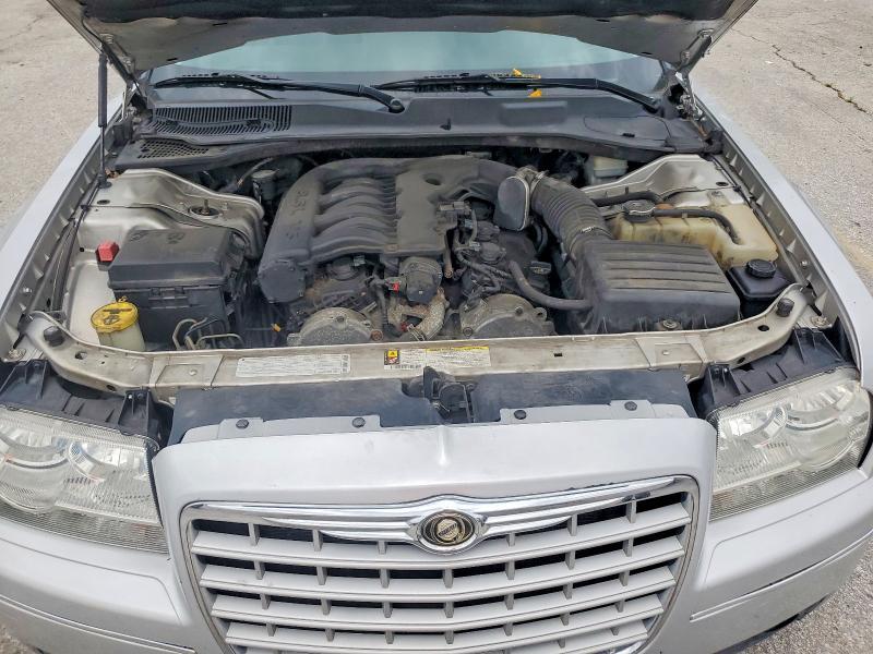 2009 CHRYSLER 300 TOURING — Фото 11 из 12