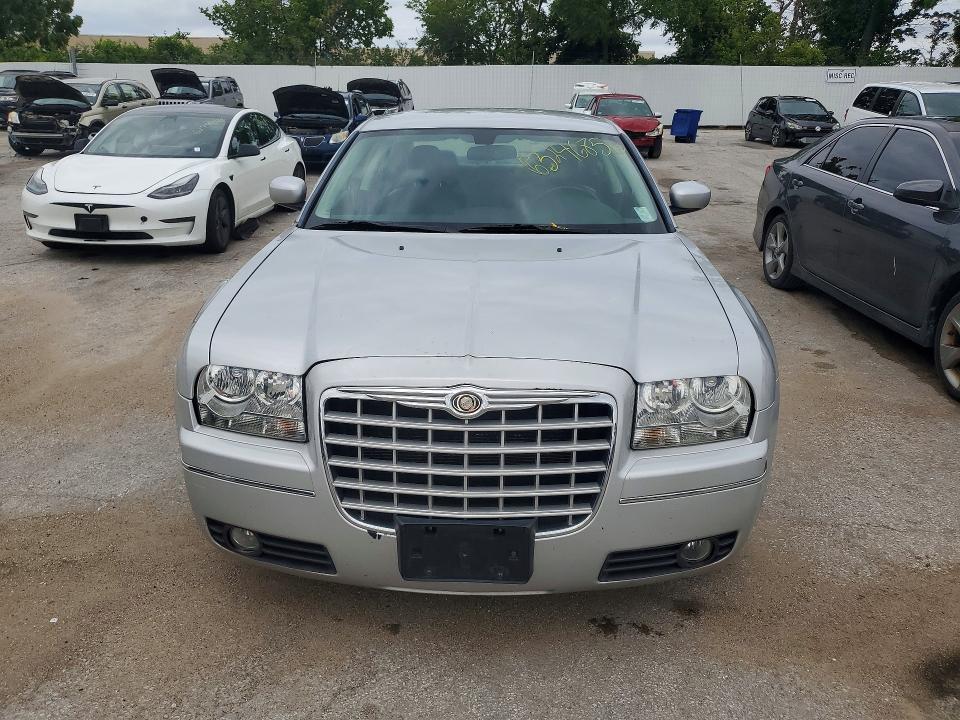 2009 CHRYSLER 300 TOURING — Фото 5 из 12