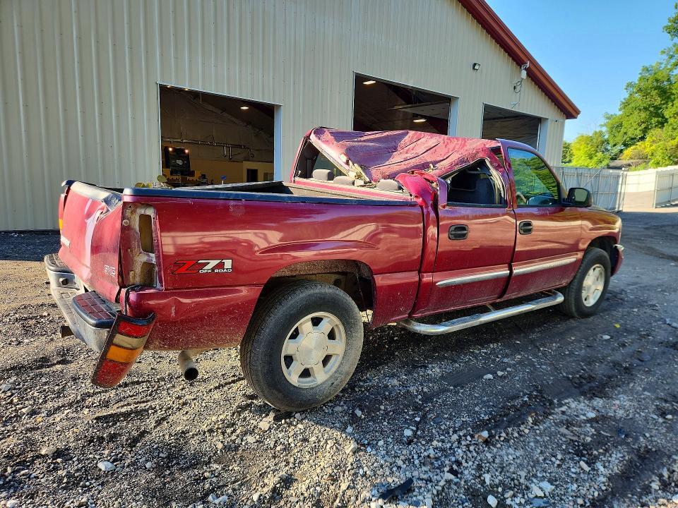 2004 GMC NEW SIERRA K1500 — Фото 3 из 12