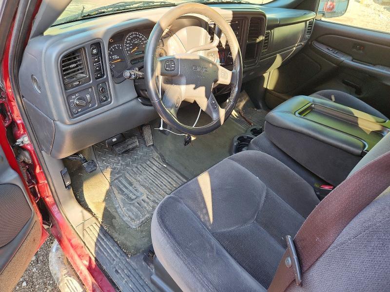2004 GMC NEW SIERRA K1500 — Фото 8 из 12