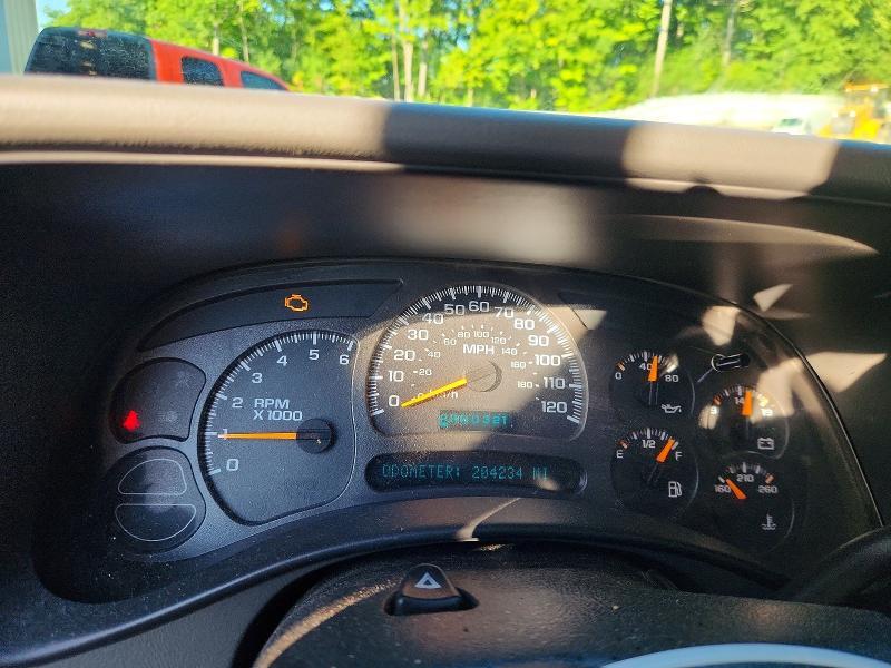 2004 GMC NEW SIERRA K1500 — Фото 9 из 12