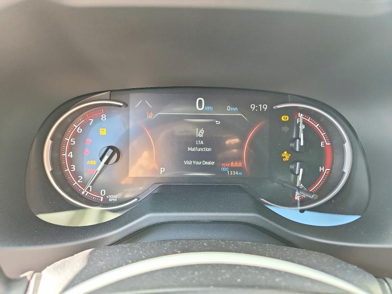 2025 TOYOTA RAV4 LE — Фото 9 из 13