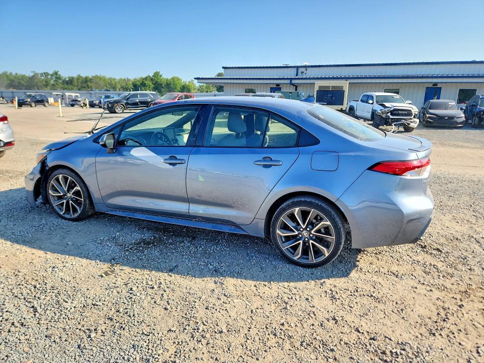 2021 TOYOTA COROLLA SE — Фото 2 из 12