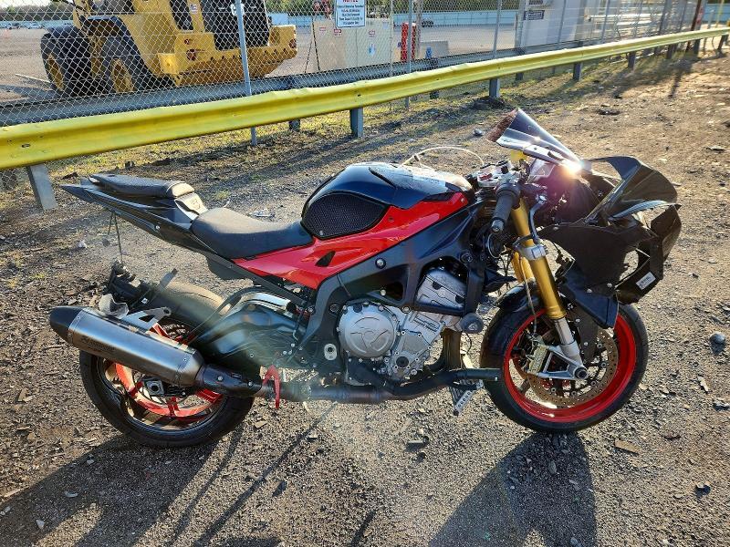2016 BMW S 1000 WB10D2102GZ354023