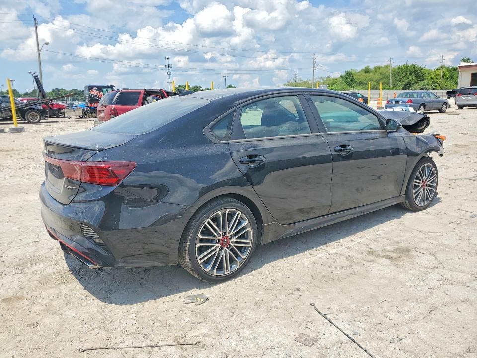 2023 KIA FORTE GT — Фото 3 из 12