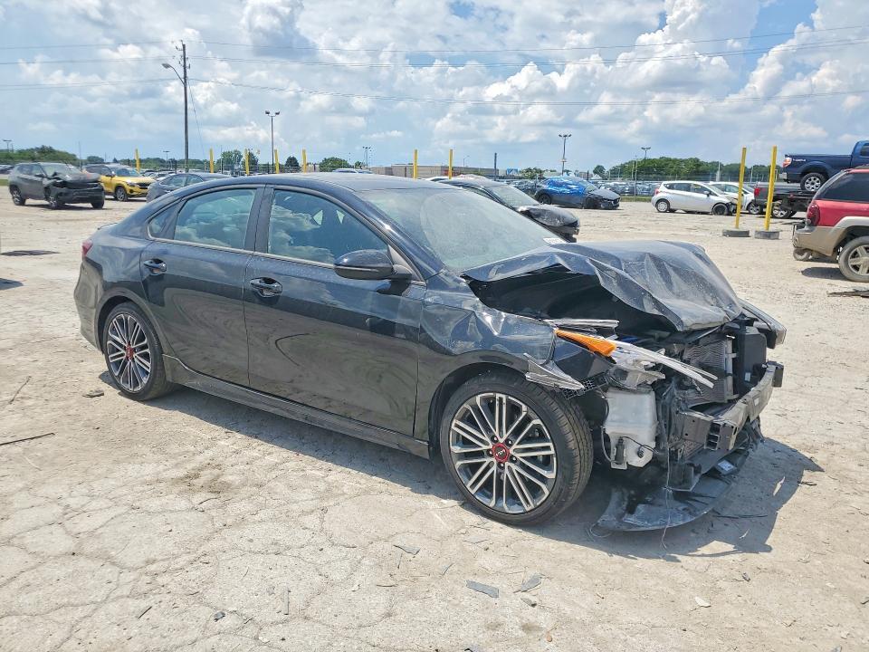 2023 KIA FORTE GT — Фото 4 из 12