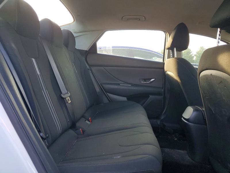 2022 HYUNDAI ELANTRA SEL — Фото 10 из 12