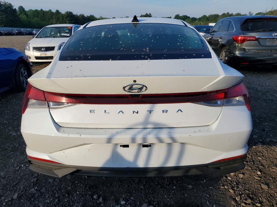 2022 HYUNDAI ELANTRA SEL — Фото 6 из 12