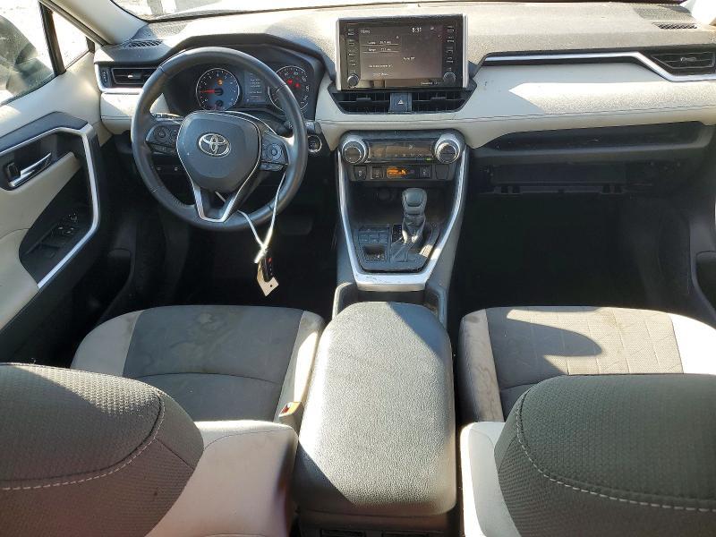 2019 TOYOTA RAV4 XLE — Фото 8 из 13