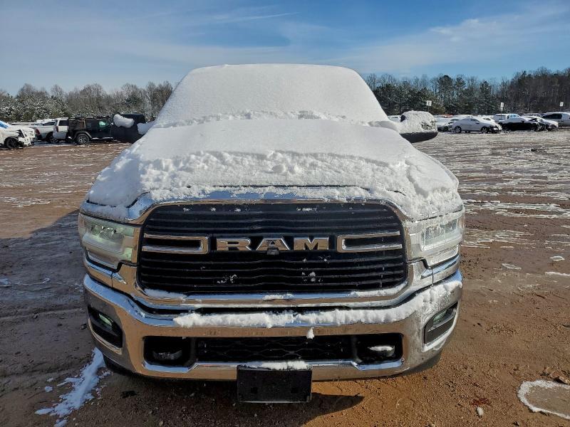 2015 DODGE RAM 2500 — Фото 5 из 12