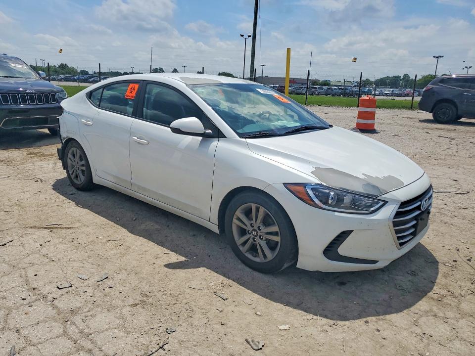 2018 HYUNDAI ELANTRA SEL — Фото 4 из 13