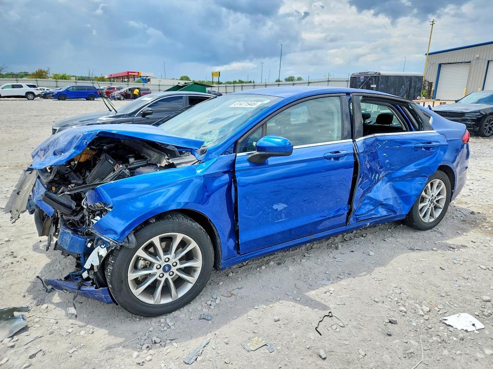 3FA6P0H79HR398088 2017 FORD FUSION photo no. 1