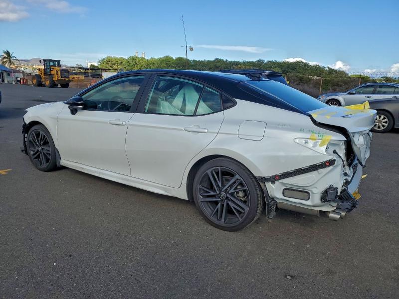 2025 TOYOTA CAMRY XSE — Фото 2 из 14