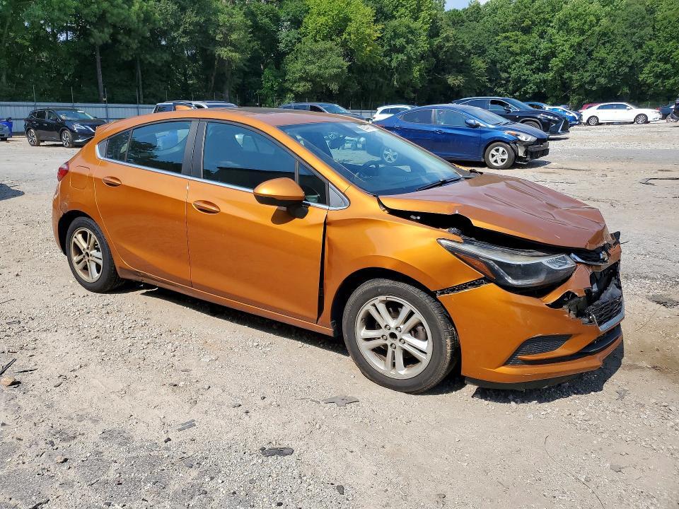 2017 CHEVROLET CRUZE LT — Фото 4 из 13