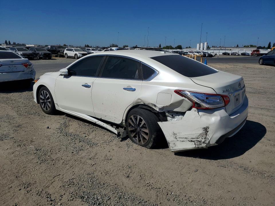 2017 NISSAN ALTIMA 2.5 SL — Фото 2 из 12