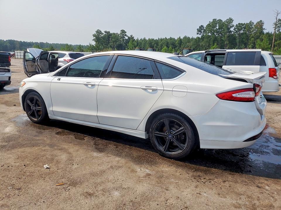 2016 FORD FUSION SE — Фото 2 из 12