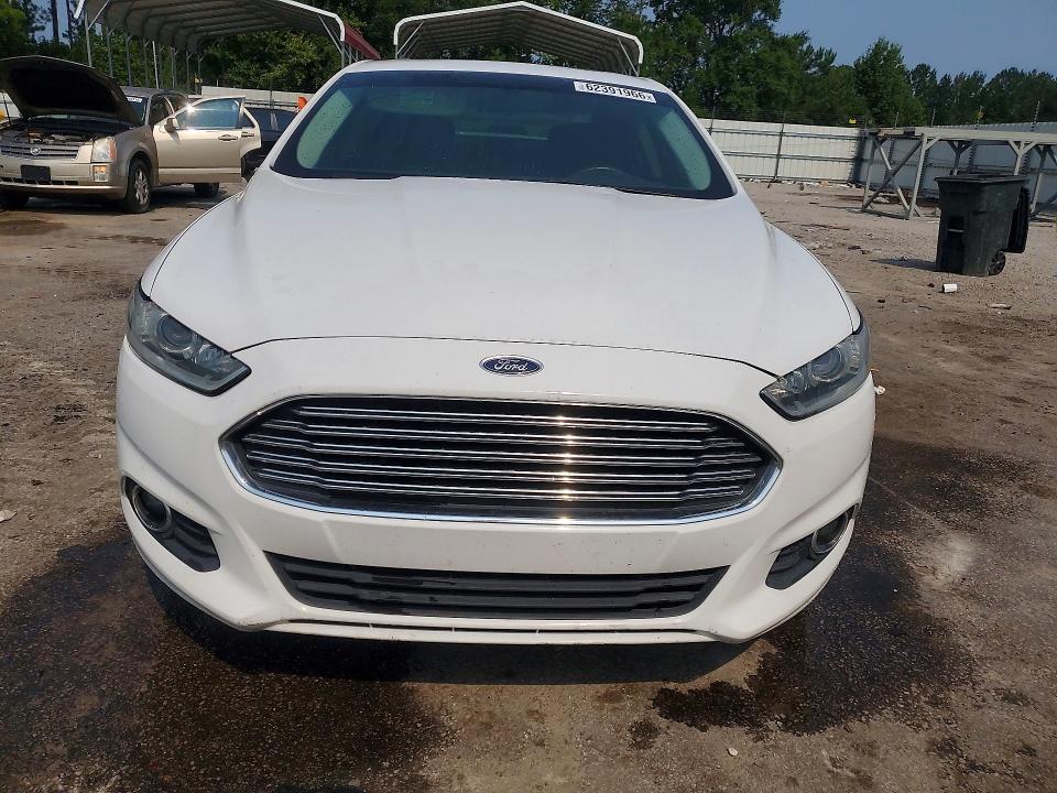 2016 FORD FUSION SE — Фото 5 из 12