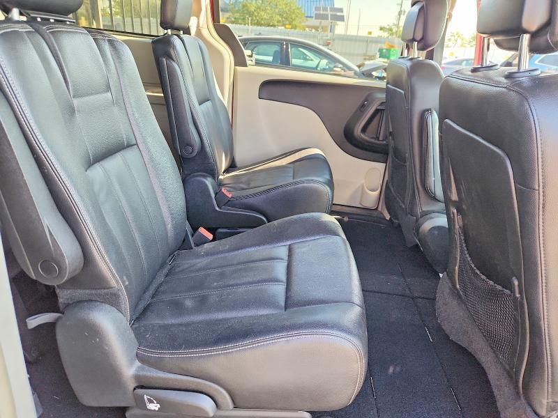 2014 CHRYSLER TOWN & COUNTRY TOURING — Фото 11 из 14