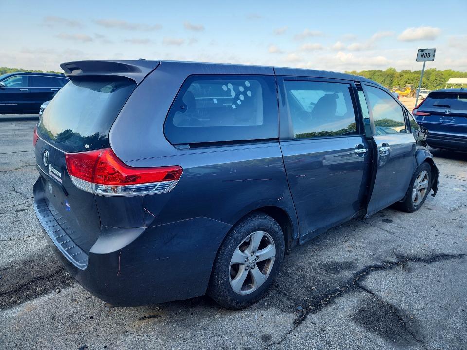 2012 TOYOTA SIENNA BASE 7-PASSENGER — Фото 3 из 12