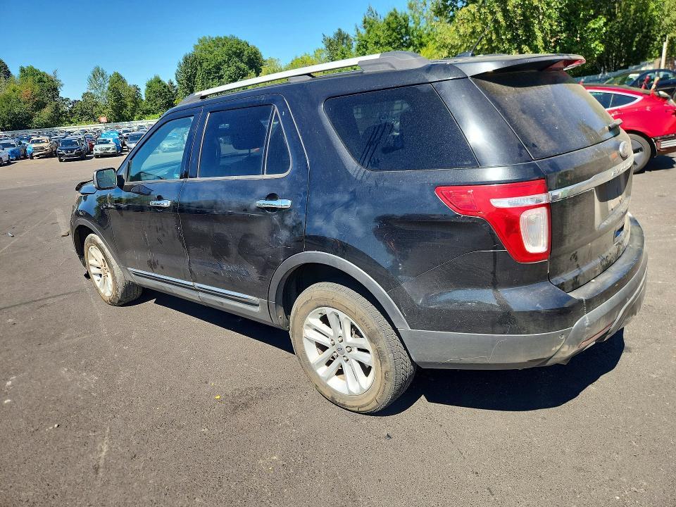 1FMHK8D89BGA43947 2011 FORD EXPLORER photo no. 2