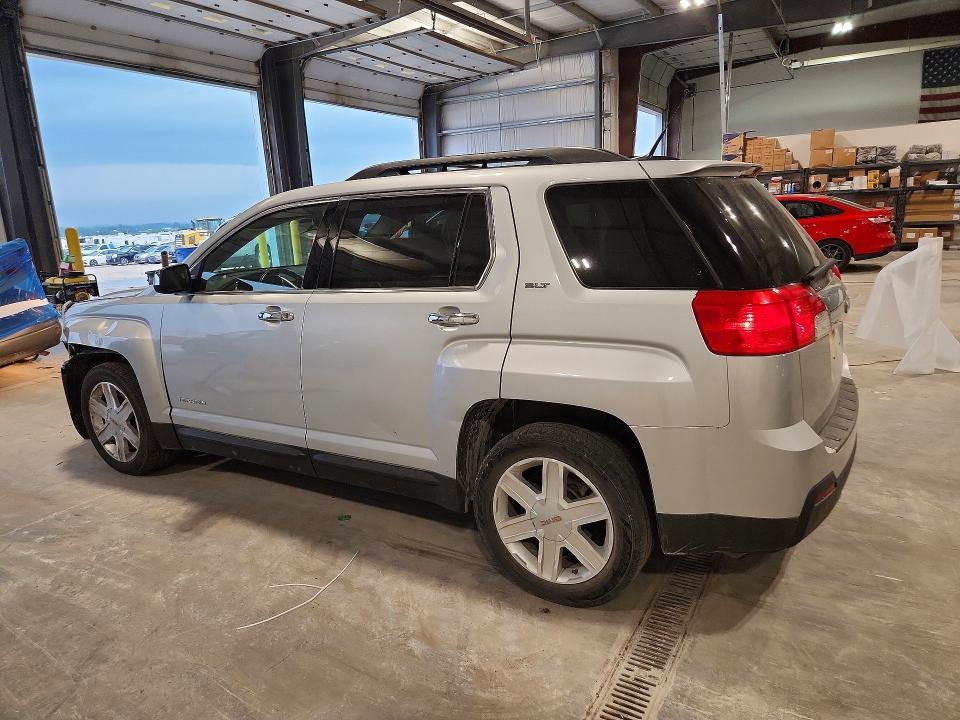 2010 GMC TERRAIN SLT — Фото 2 из 13