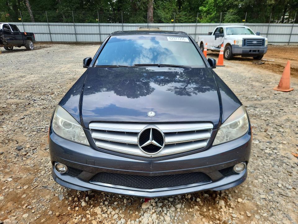 2010 MERCEDES-BENZ C 300 — Фото 5 из 12