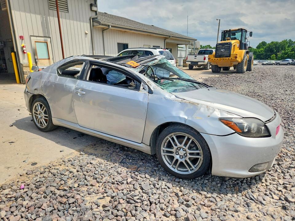 JTKDE167X90279475 2009 SCION TC photo no. 4