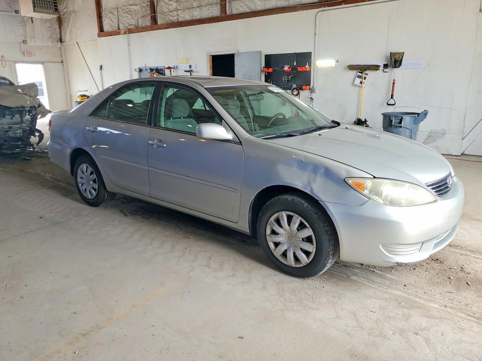 2006 TOYOTA CAMRY LE — Фото 4 из 12