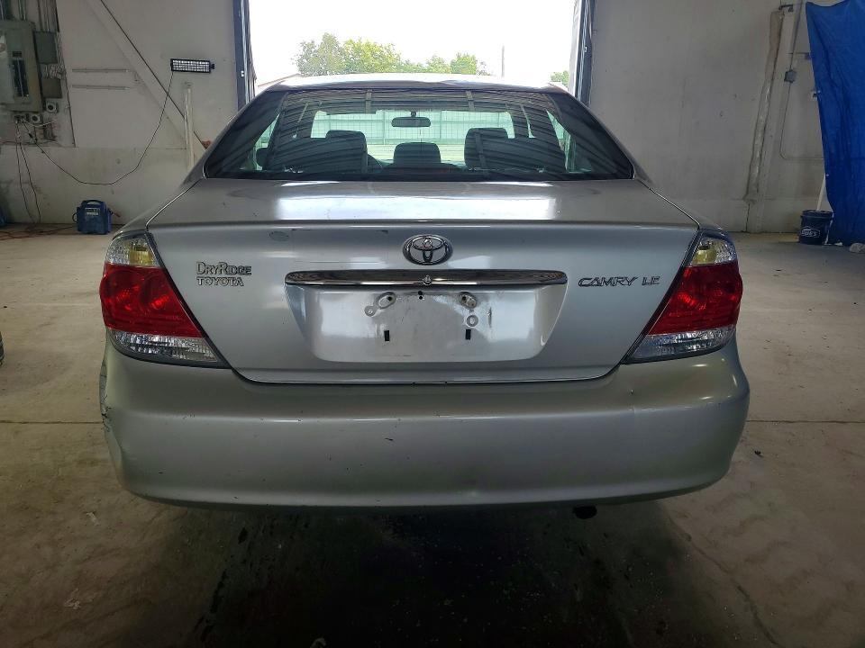 2006 TOYOTA CAMRY LE — Фото 6 из 12