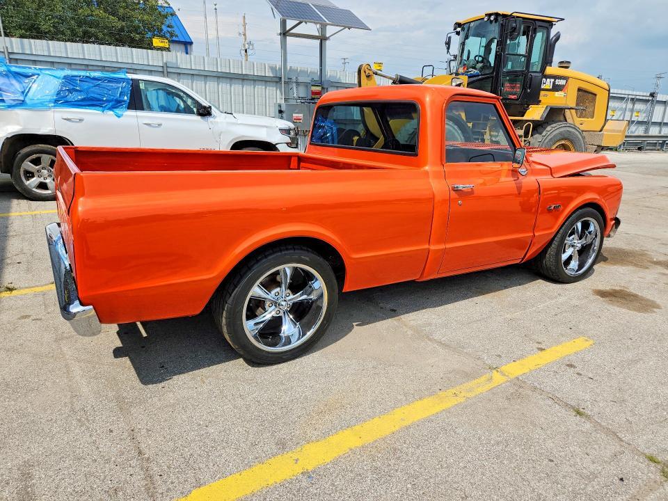 1969 CHEVROLET 10 — Фото 3 из 12