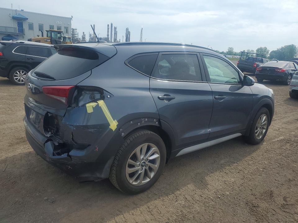 2017 HYUNDAI TUCSON SE — Фото 3 из 12