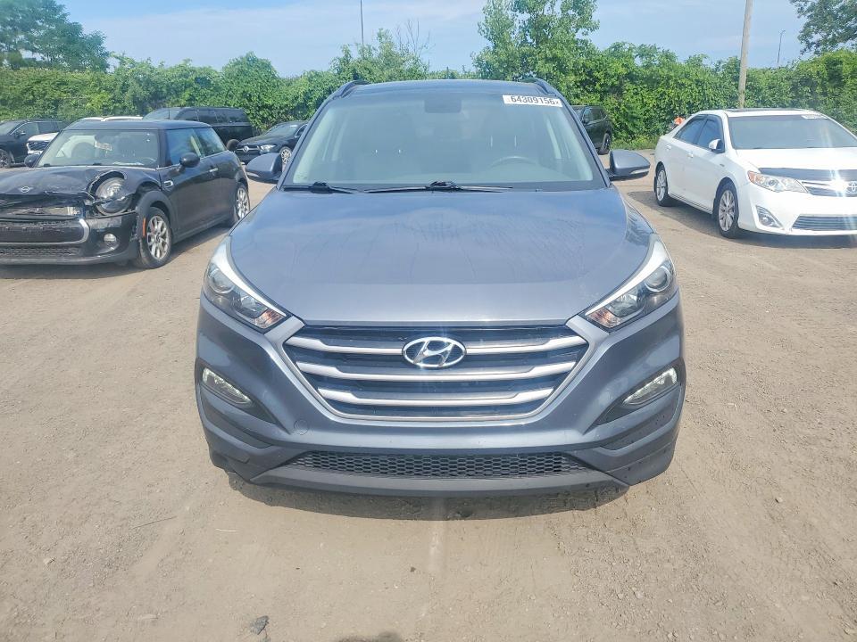 2017 HYUNDAI TUCSON SE — Фото 5 из 12