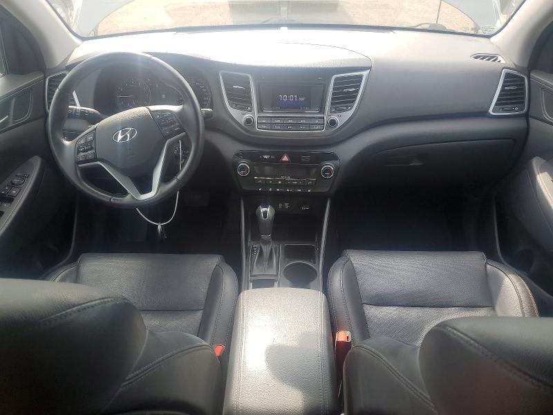 2017 HYUNDAI TUCSON SE — Фото 8 из 12