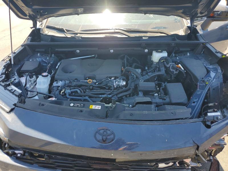 2026 TOYOTA RAV4 SE — Фото 12 из 13