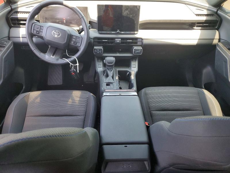 2026 TOYOTA RAV4 SE — Фото 8 из 13
