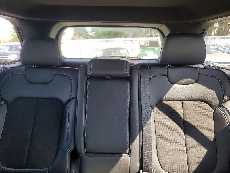 2025 JEEP GRAND CHEROKEE LAREDO — Фото 10 из 13