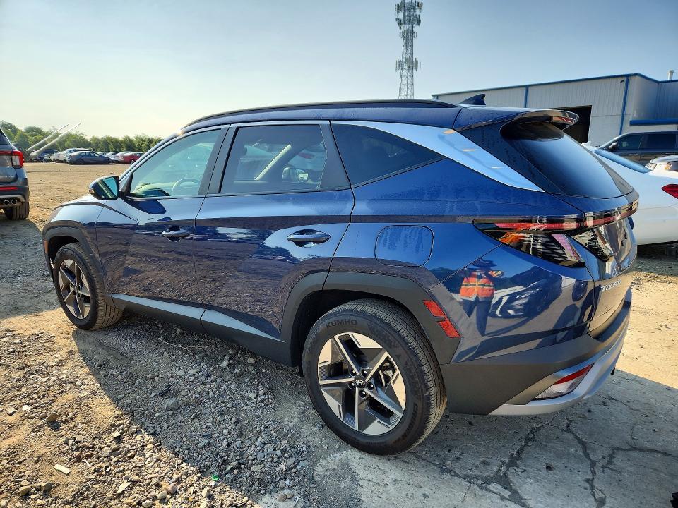 2025 HYUNDAI TUCSON SEL — Фото 2 из 13
